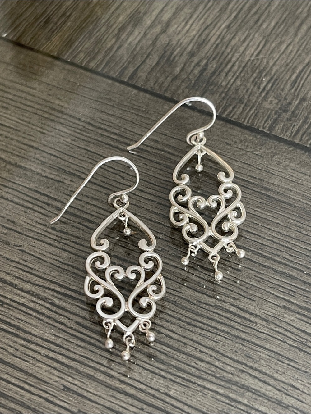 Vintage Style Silver Plated Filigree Chandelier Drop Earrings